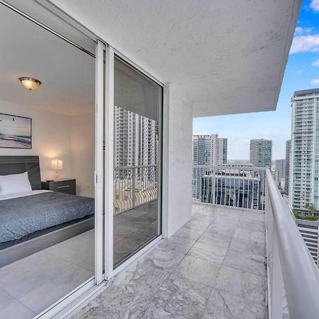 Iconic High Floor 3 Bedrooms In The Heart Of Маями Екстериор снимка