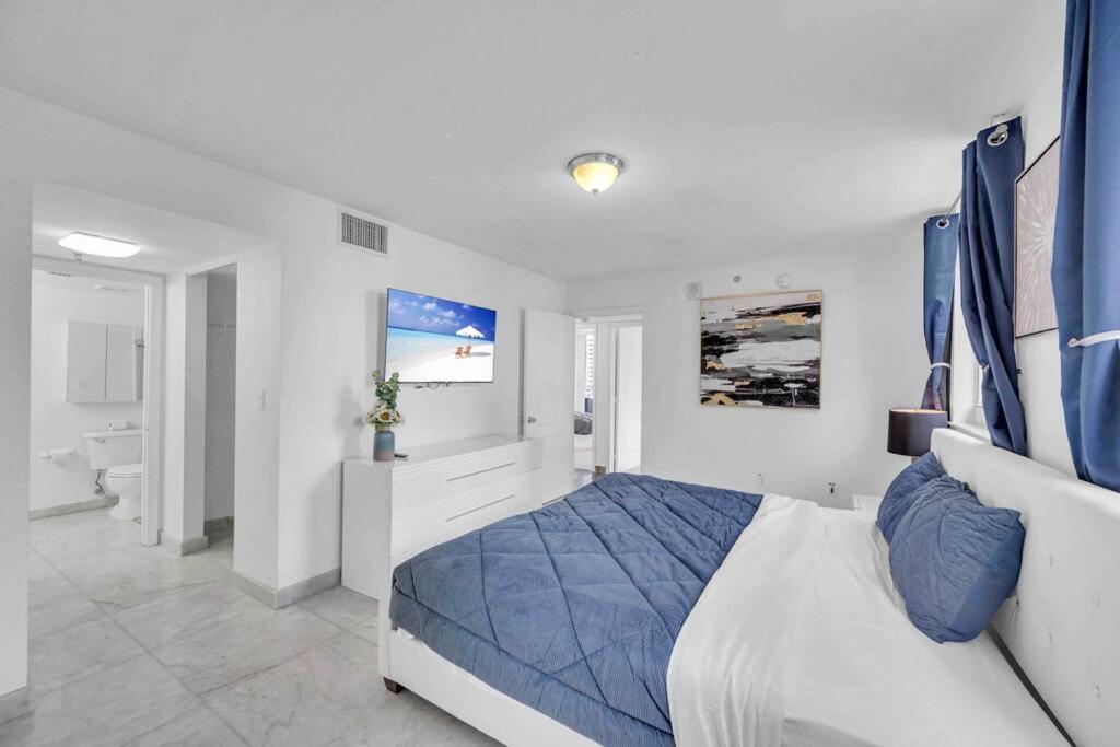 Iconic High Floor 3 Bedrooms In The Heart Of Маями Екстериор снимка