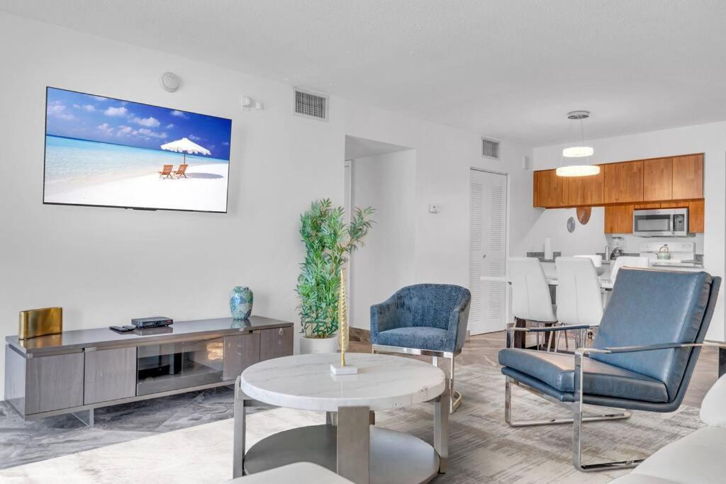 Iconic High Floor 3 Bedrooms In The Heart Of Маями Екстериор снимка